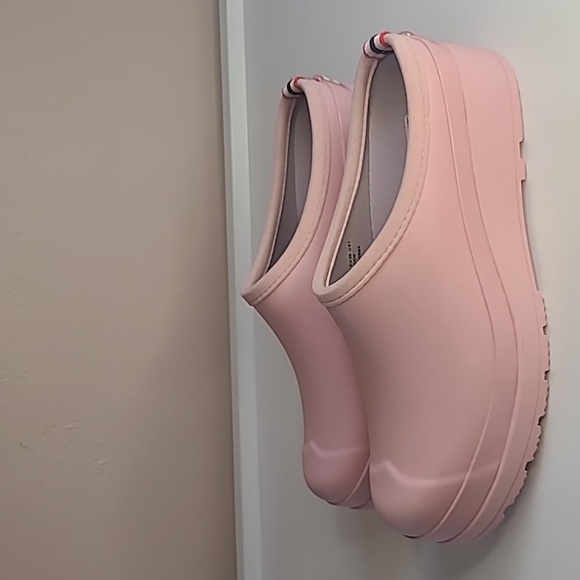 Hunter Pink Women's Mules - Picture 4 of 16